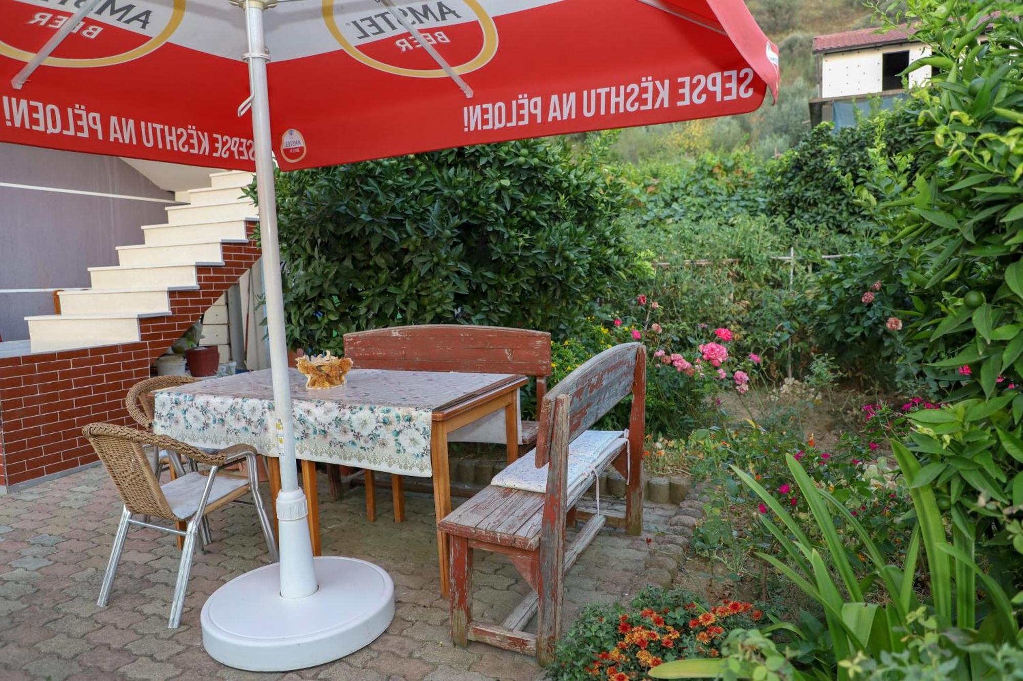 Georgemishel Guest House Berat Exterior foto